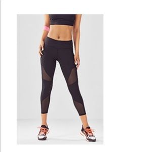 Salar Mesh PowerHold Capri